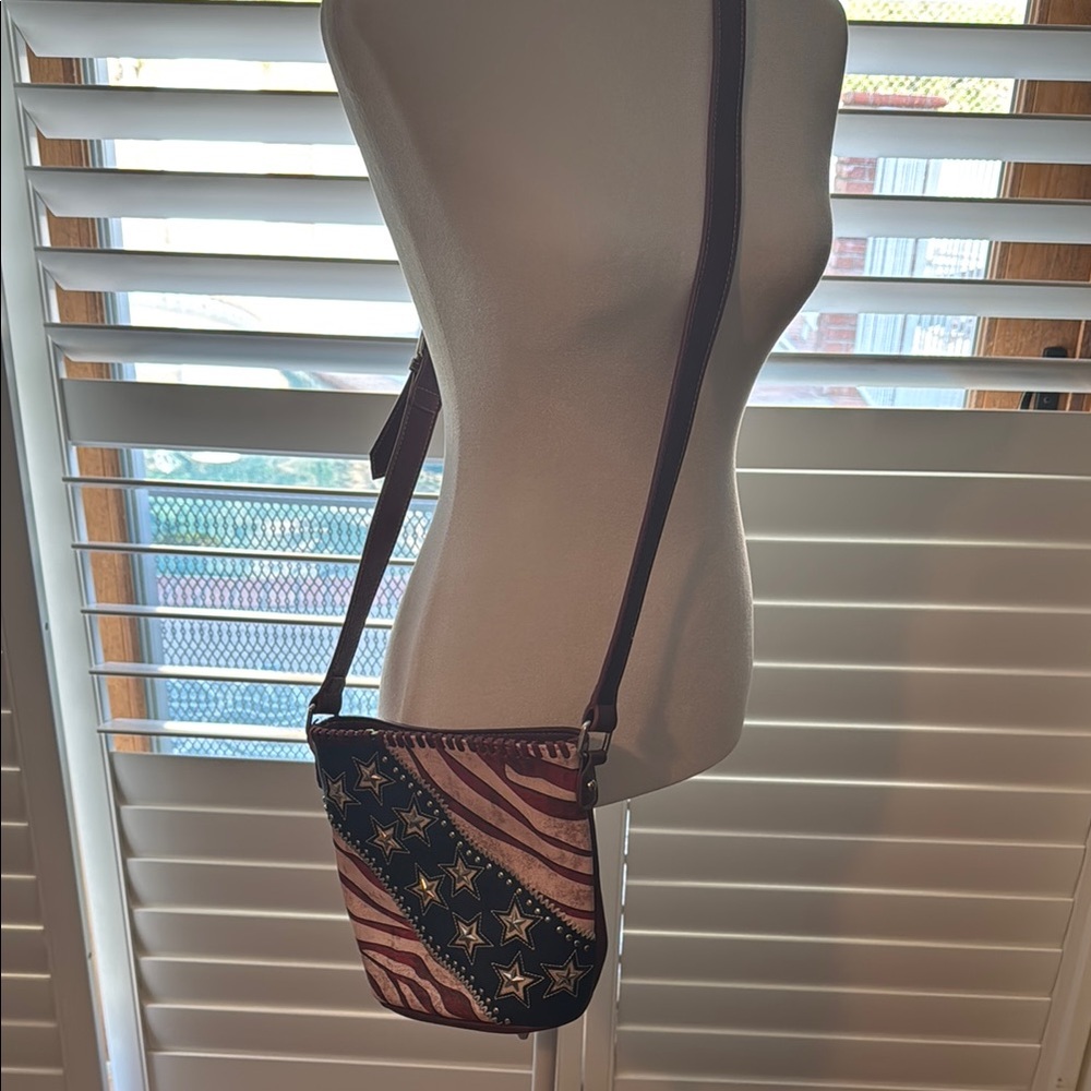 Montana West Red and Blue Crossbody Bag